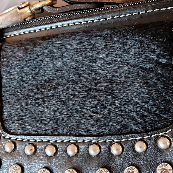 American West Genuine Leather Crossbody Bag - Picture 6 of 14